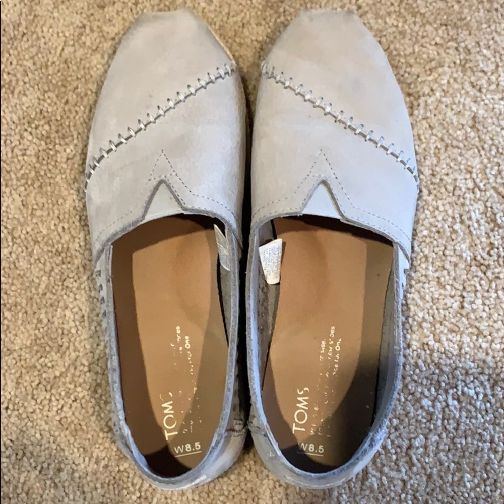 Toms